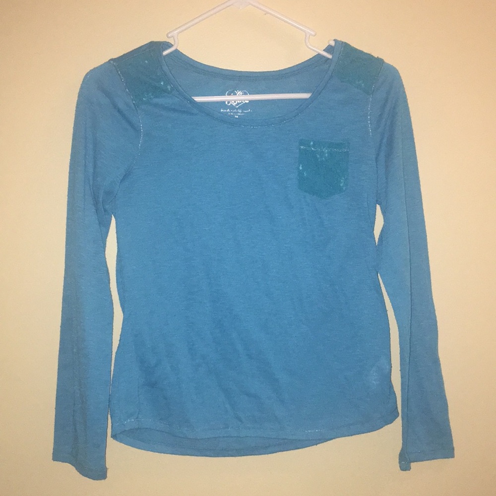 Justice Brand- Girls long sleeve t-shirt w/ pocket